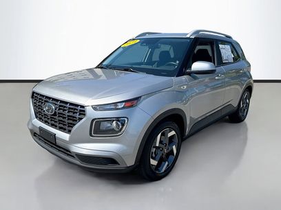 Used 2023 Hyundai Venue SEL