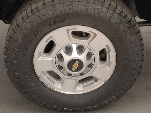 Used 2019 Chevrolet Silverado 2500 W/T w/ WT Convenience Package AWD/4WD image 31