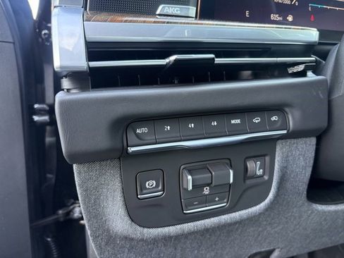 Certified 2026 Cadillac Escalade Platinum Sport w/ LPO, ONYX Package image 19