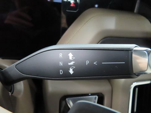 Used 2025 GMC Yukon Denali w/ Denali Reserve Package image 54