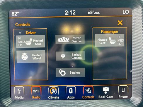 Used 2019 Jeep Wrangler Unlimited Sahara image 21