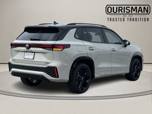 New 2026 Volkswagen Tiguan SE R-Line image 4