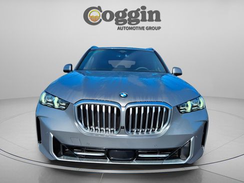 New 2026 BMW X5 xDrive40i w/ Premium Package AWD/4WD image 8