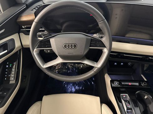 New 2025 Audi Q6 e-tron Premium Plus image 13