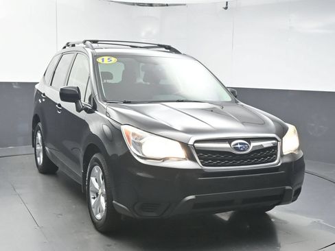 Used 2015 Subaru Forester 2.5i Premium w/ All-Weather Package AWD/4WD image 2