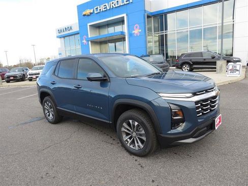 New 2026 Chevrolet Equinox LT w/ Convenience Package II image 3