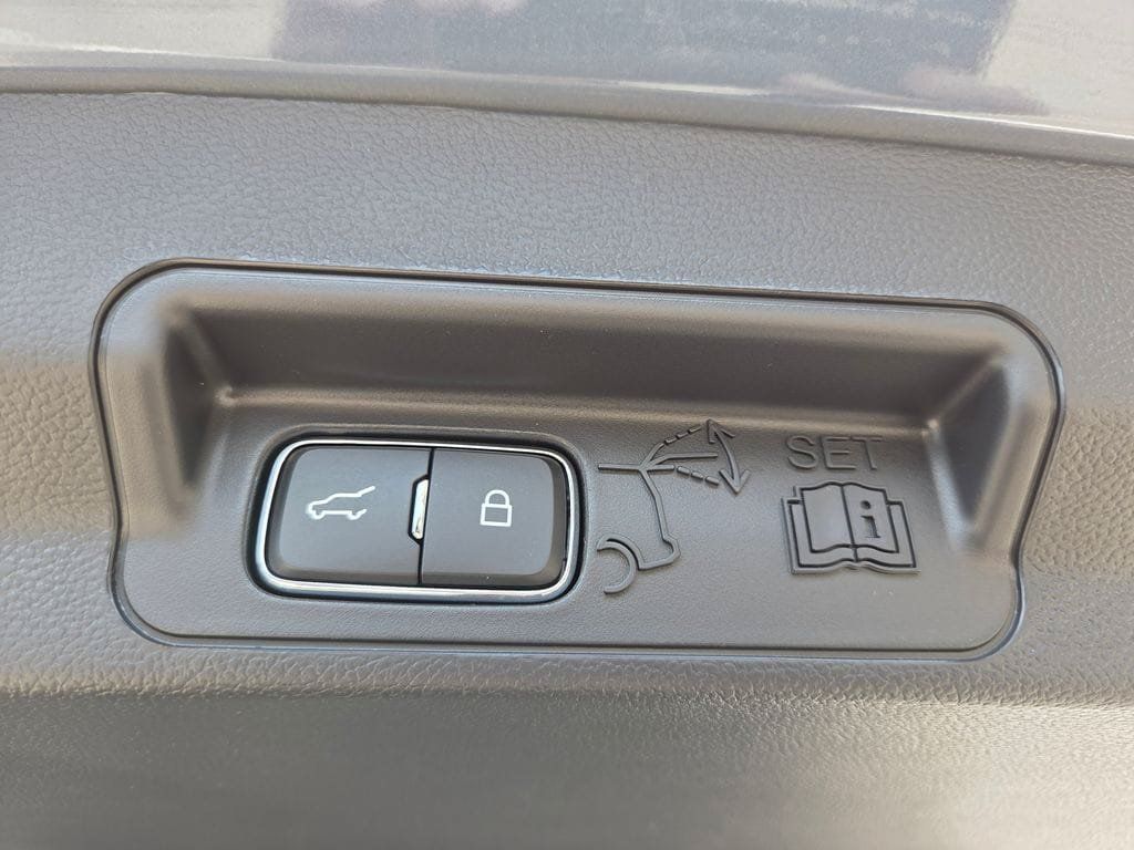 New 2026 Ford Explorer Tremor w/ Tremor Ultimate Package AWD/4WD image 15