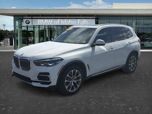 Used 2023 BMW X5 xDrive40i AWD/4WD image 3