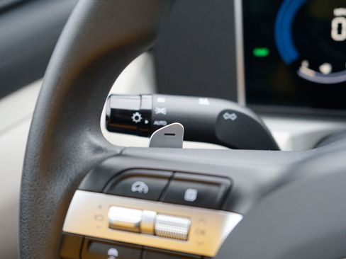 Certified 2025 Hyundai Tucson SEL image 30