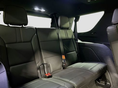 Used 2022 Chevrolet Tahoe RST w/ Sport Performance Package image 29