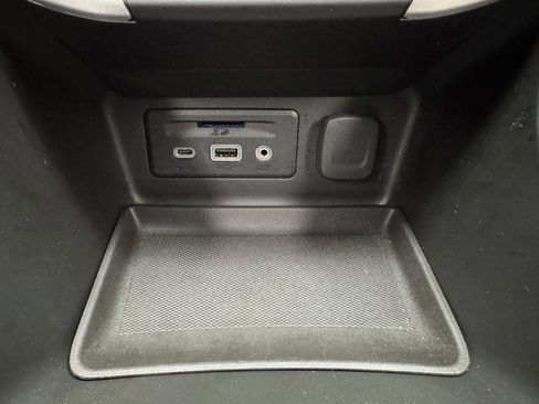 Used 2022 GMC Terrain SLT w/ Tech Package image 18