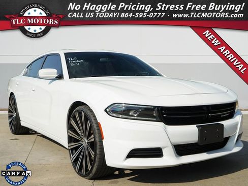 Used 2022 Dodge Charger SXT w/ Leather Interior Group image 1
