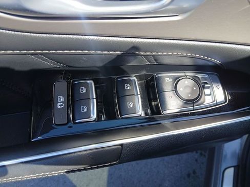 Certified 2023 Kia Sorento SX AWD/4WD image 13