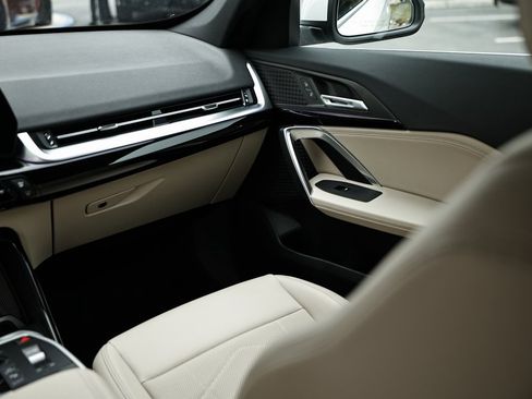 Used 2023 BMW X1 xDrive28i image 29