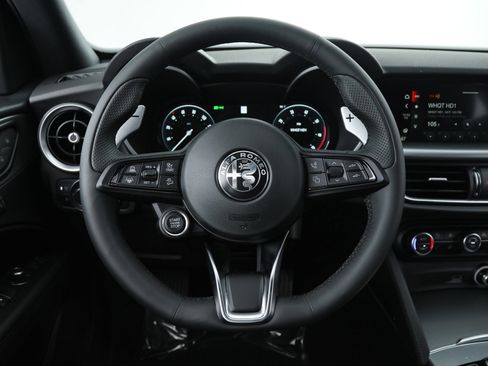 New 2025 Alfa Romeo Stelvio Sprint w/ Convenience Package image 19