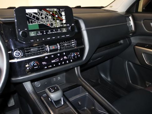 Used 2022 Nissan Pathfinder Platinum w/ Cargo Package image 47