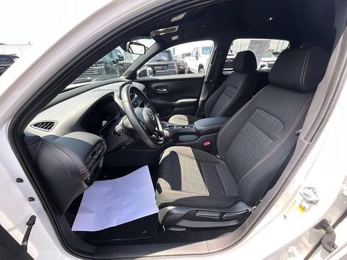 Used 2026 Honda HR-V Sport image 15