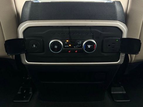 Used 2024 Ford Expedition Max Limited image 27