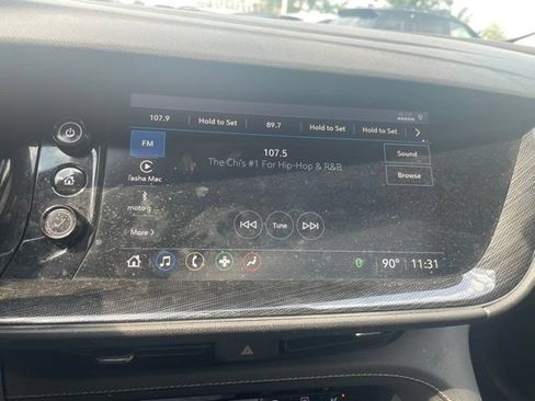 Used 2021 Buick Envision Essence FWD image 12