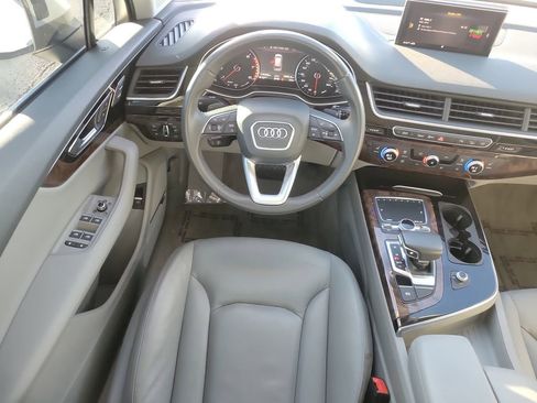 Used 2018 Audi Q7 3.0T Premium Plus image 14