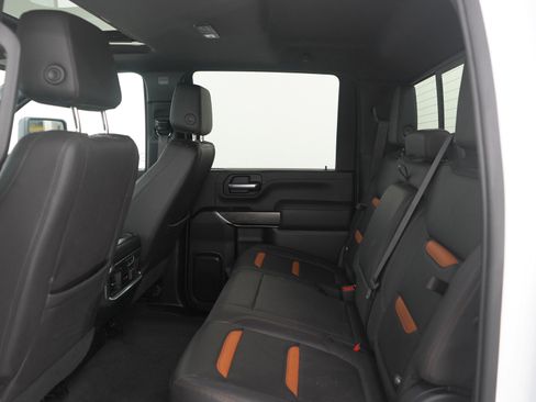 Used 2023 GMC Sierra 2500 AT4 w/ AT4 Premium Plus Package image 16