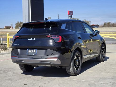 New 2026 Kia Sportage EX image 4