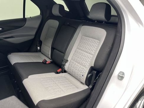 Used 2023 Chevrolet Equinox LS w/ LS Convenience Package AWD/4WD image 10