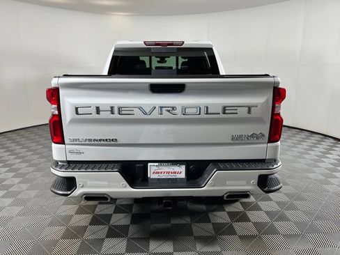 Certified 2021 Chevrolet Silverado 1500 High Country w/ Technology Package AWD/4WD image 4
