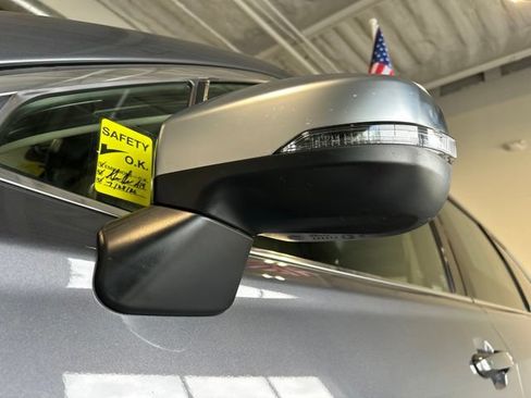Used 2024 Subaru Forester Touring AWD/4WD image 43
