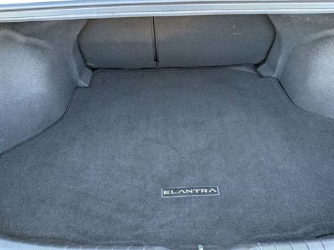 Certified 2024 Hyundai Elantra SEL w/ Convenience Package image 32