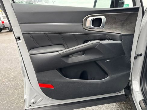 New 2026 Kia Sorento SX image 19