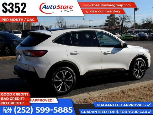 Used 2021 Ford Escape SE w/ SE Sport Appearance Package image 6