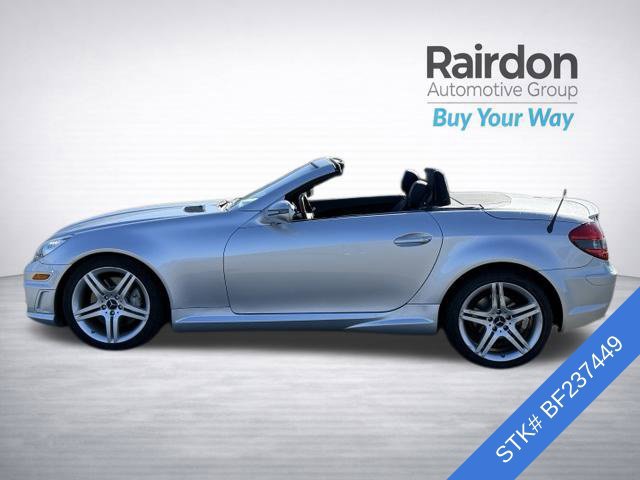 Used 2011 Mercedes-Benz SLK 350 image 4