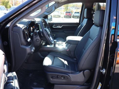 Used 2025 GMC Sierra 1500 SLT w/ SLT Premium Plus Package image 15