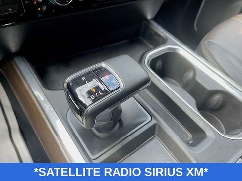 Used 2025 Chevrolet Silverado 1500 High Country image 17