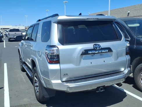 Used 2020 Toyota 4Runner TRD Off-Road Premium AWD/4WD image 3