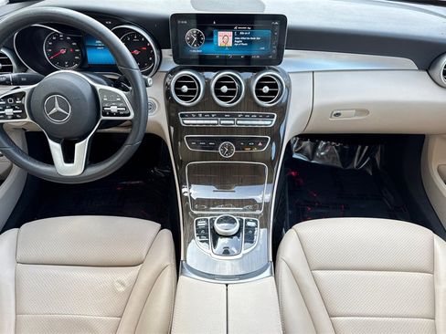 Used 2020 Mercedes-Benz C 300 Sedan image 4