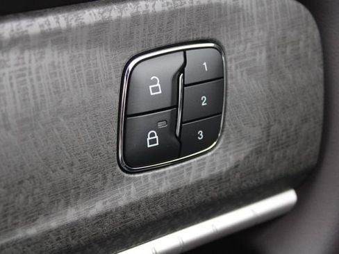 New 2026 Ford Explorer Platinum AWD/4WD image 7