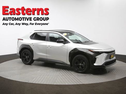 Used 2023 Toyota bZ4X XLE AWD/4WD image 48