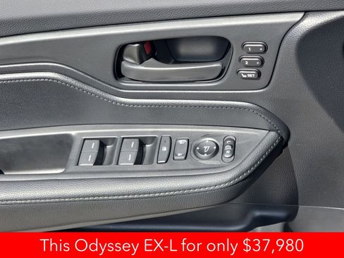 Used 2024 Honda Odyssey EX-L image 37