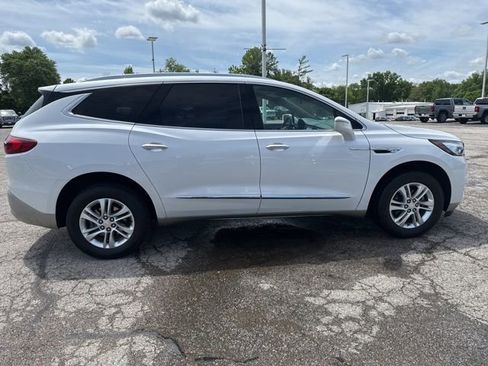 Used 2020 Buick Enclave Essence FWD image 10