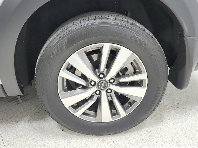 Used 2025 Nissan Pathfinder SL FWD image 19