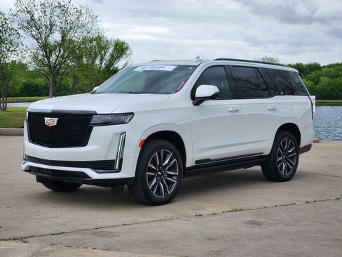 Used 2023 Cadillac Escalade Sport Platinum w/ LPO, Floor Liner Package image 2