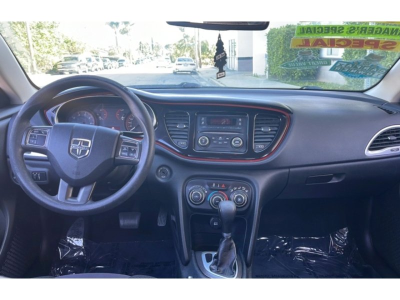 Used 2015 Dodge Dart SE w/ Convenience Group FWD image 9