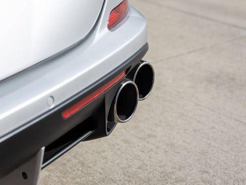 Used 2015 Ferrari California T RWD image 15