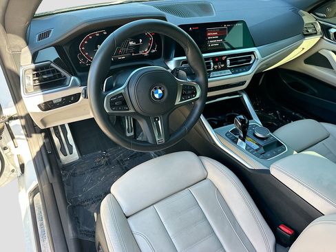 Used 2023 BMW 430i Convertible w/ M Sport Package image 9