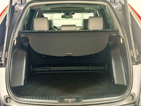 Used 2018 Honda CR-V Touring image 25