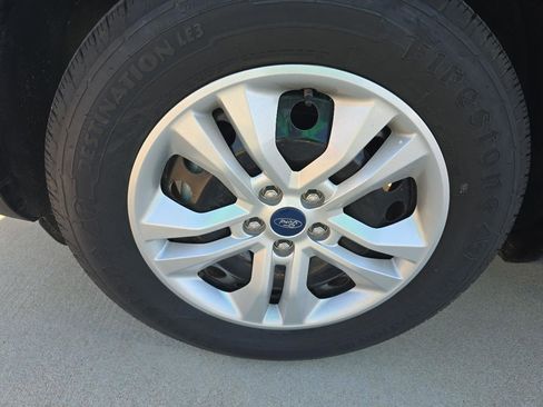 Used 2020 Ford Escape S AWD/4WD image 14