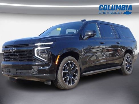 New 2026 Chevrolet Suburban RST w/ RST Capability Package image 3