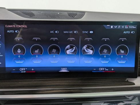 Certified 2023 BMW X7 xDrive40i image 22